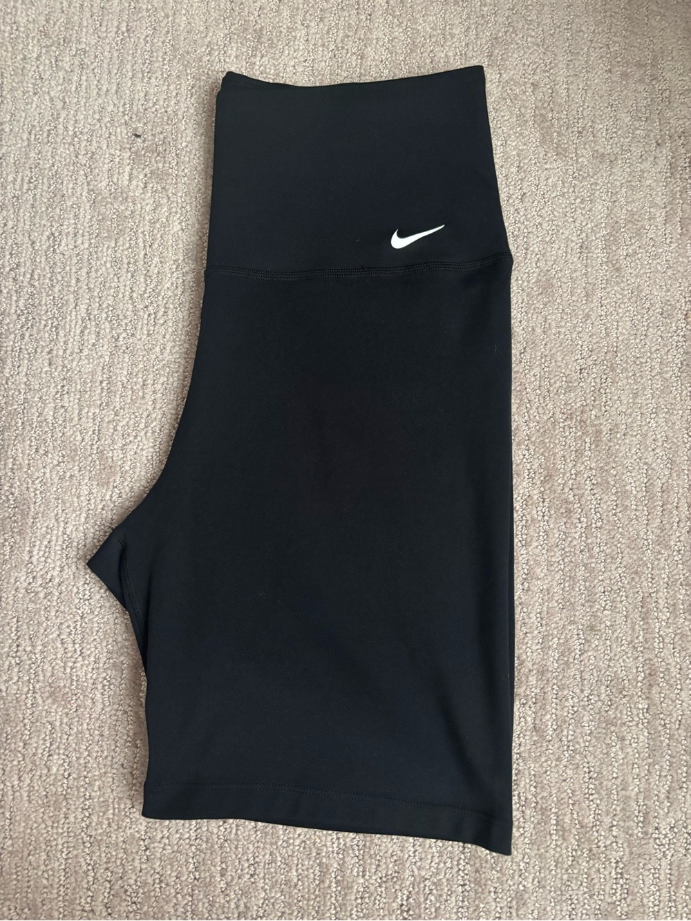 Nike Black High-Rise Bike Shorts size large